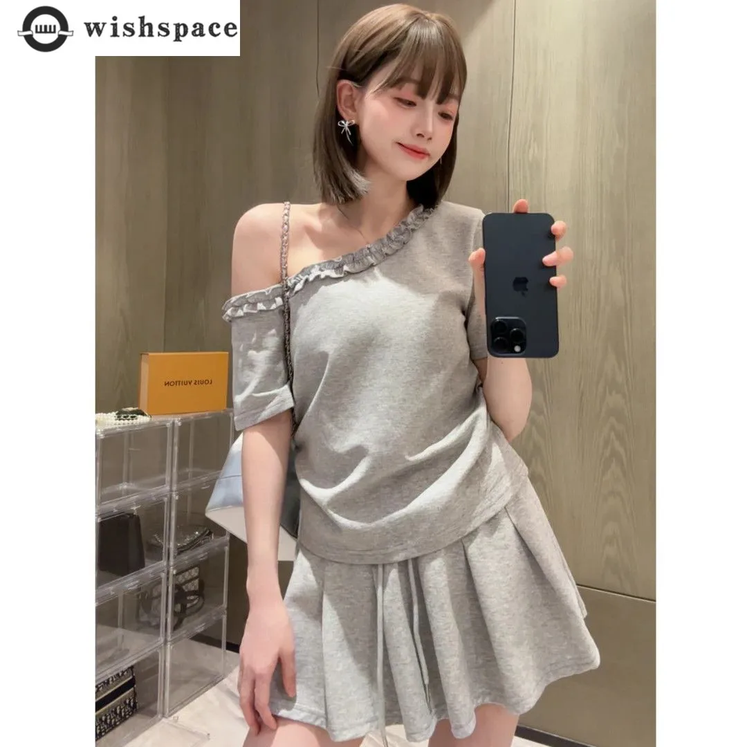 

Fashion Suit Women's Spring and Summer New Style Temperament Top Short Sleeved High Waisted Short Skirt Two-piece Set