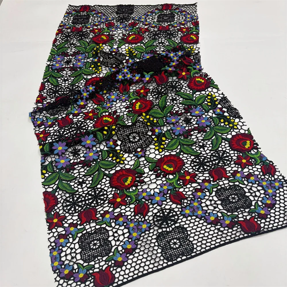 Neuer Stil Nigerianischer Spitzenstoff 2026 Hochwertige Wasserlösliche Bestickte Modische Weiche Spitze 5 Yards – Detail 8