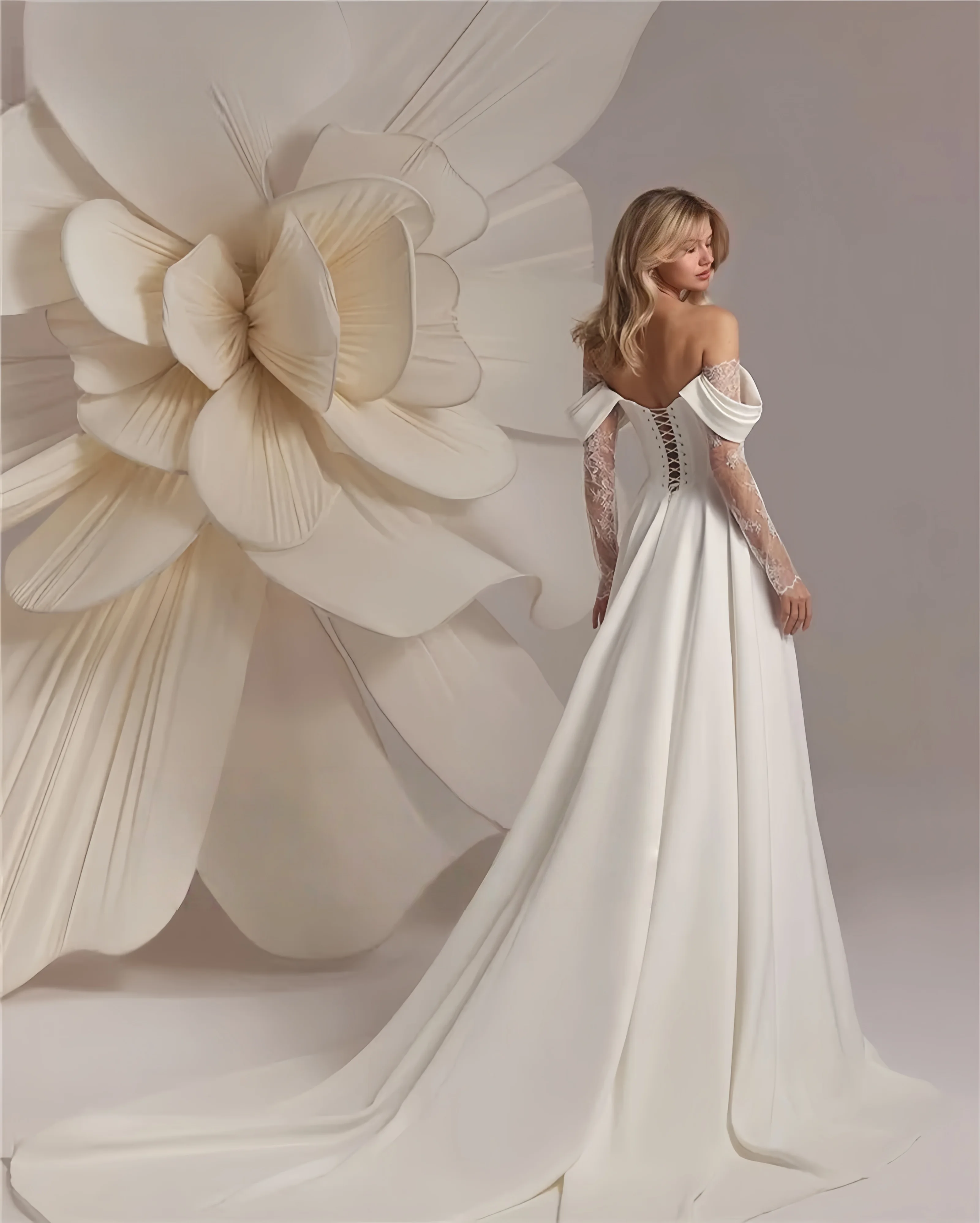 Vestidos de novia de manga larga de encaje personalizados, vestidos de novia de corte en A con hombros descubiertos, vestido de novia con apliques de princesa sin espalda