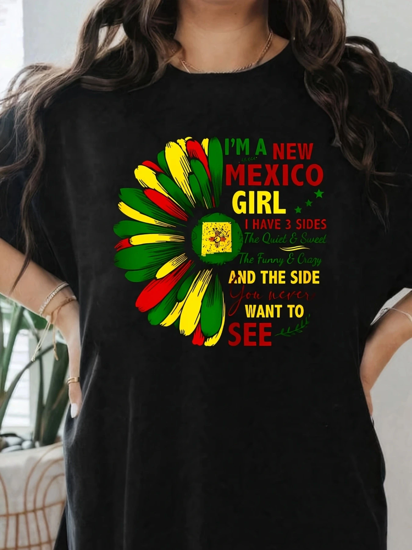 【3781】تيشيرت نسائي بمقاس كبير ورقبة دائرية وأكمام قصيرة مع نصف كم مرن ومطبوعات عصرية