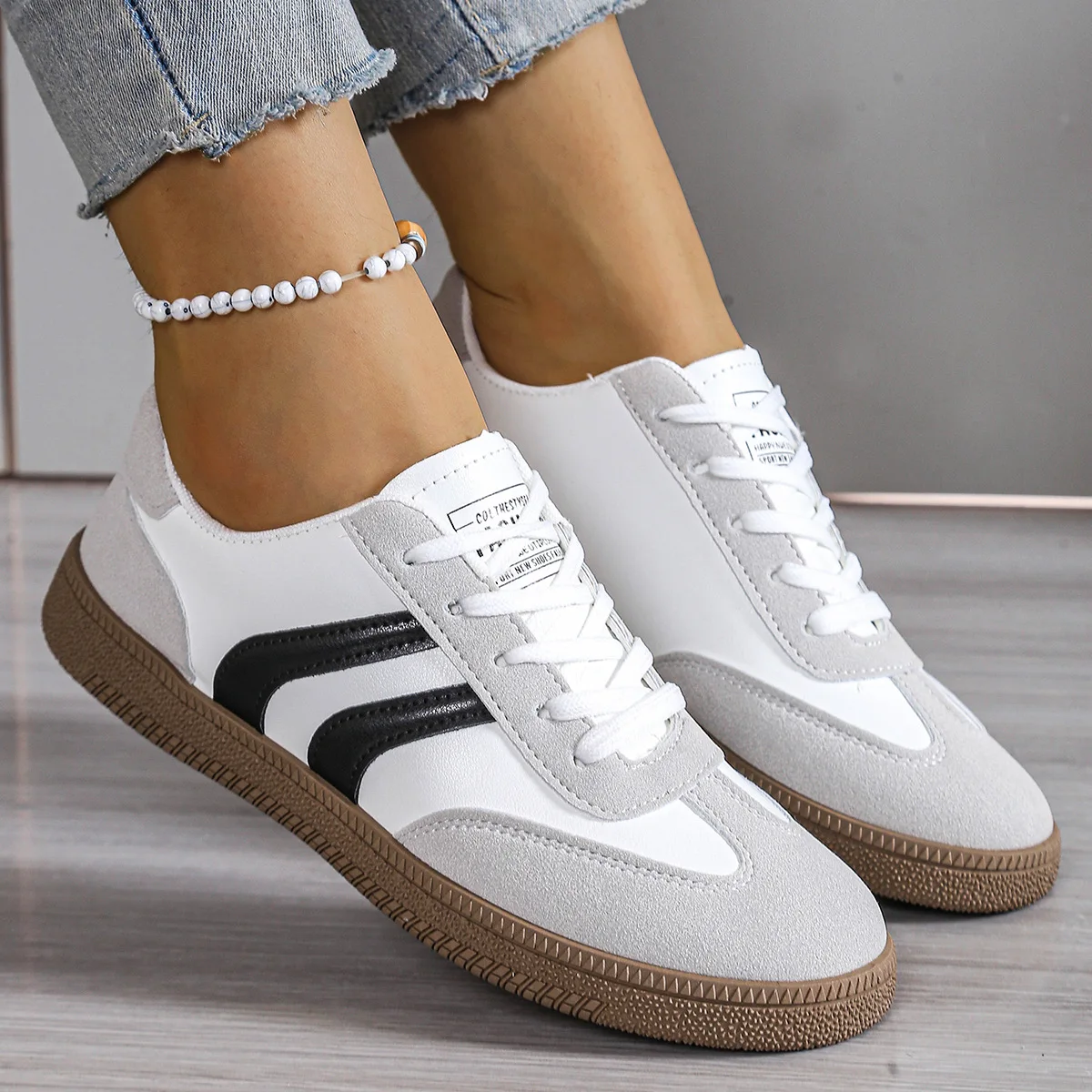

2026 Women’s Sneakers Summer Low Cut Lace Up Casual Shoes Soft Soled lightweight Breathable Walking Shoes zapatillas de mujer