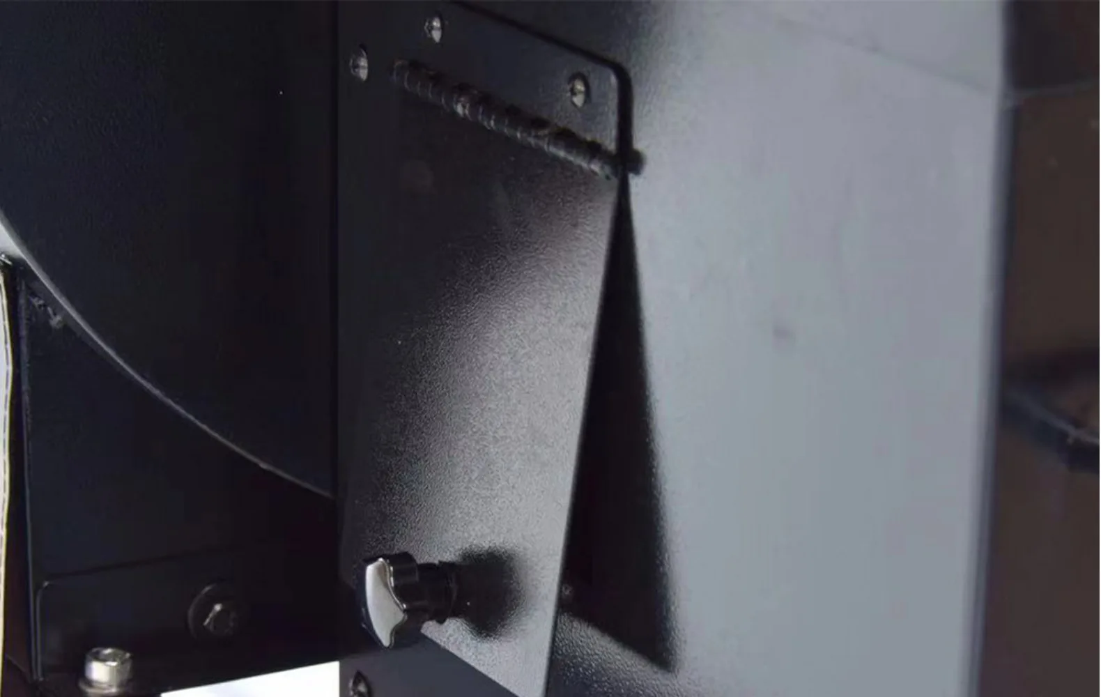 Hornos eléctricos portátiles grandes para parrilla de pellets, ahumadores de estilo moderno con control de temperatura hechos de acero