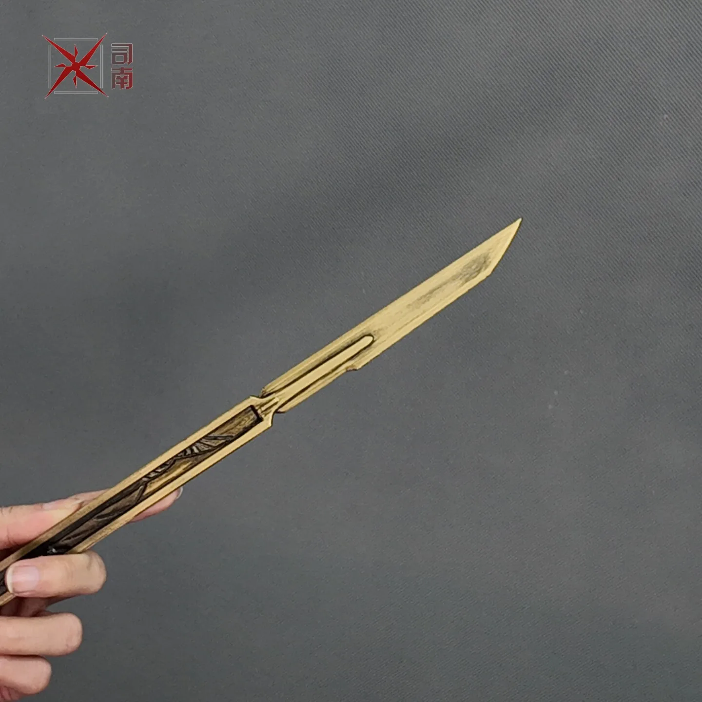 Wuthering Waves LUUK HCRSSCN Cosplay Prop Cartoon Scalpel Operating Knife Comic Con Accessory Coser Gift Halloween Party Xmas view 4