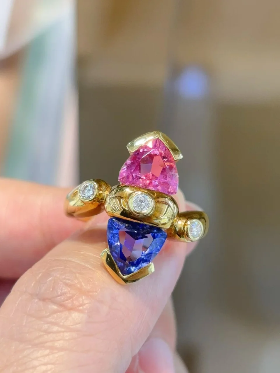 

Сертифицированный комплект из настоящего золота 18 карат, натуральный турмалин 1,65 карата, танзанит, 1,6 карата, коктейльное кольцо с натуральным бриллиантом, ювелирные изделия на заказ