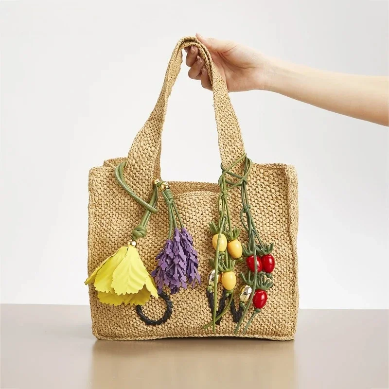 

Подвеска для сумки из лавандовой кожи, брелок с фиолетовым цветком, роскошная подвеска, подарочные аксессуары для девочек с элегантным образом