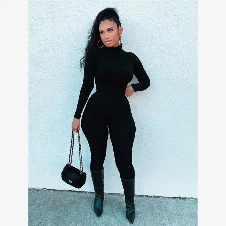 ชุดว่ายน้ำคอสูงทรงเข้ารูปแฟชั่น  ชุดออกกำลังกายสำหรับผู้หญิง  สีพื้น  กางเกงรัดรูปด้านใน