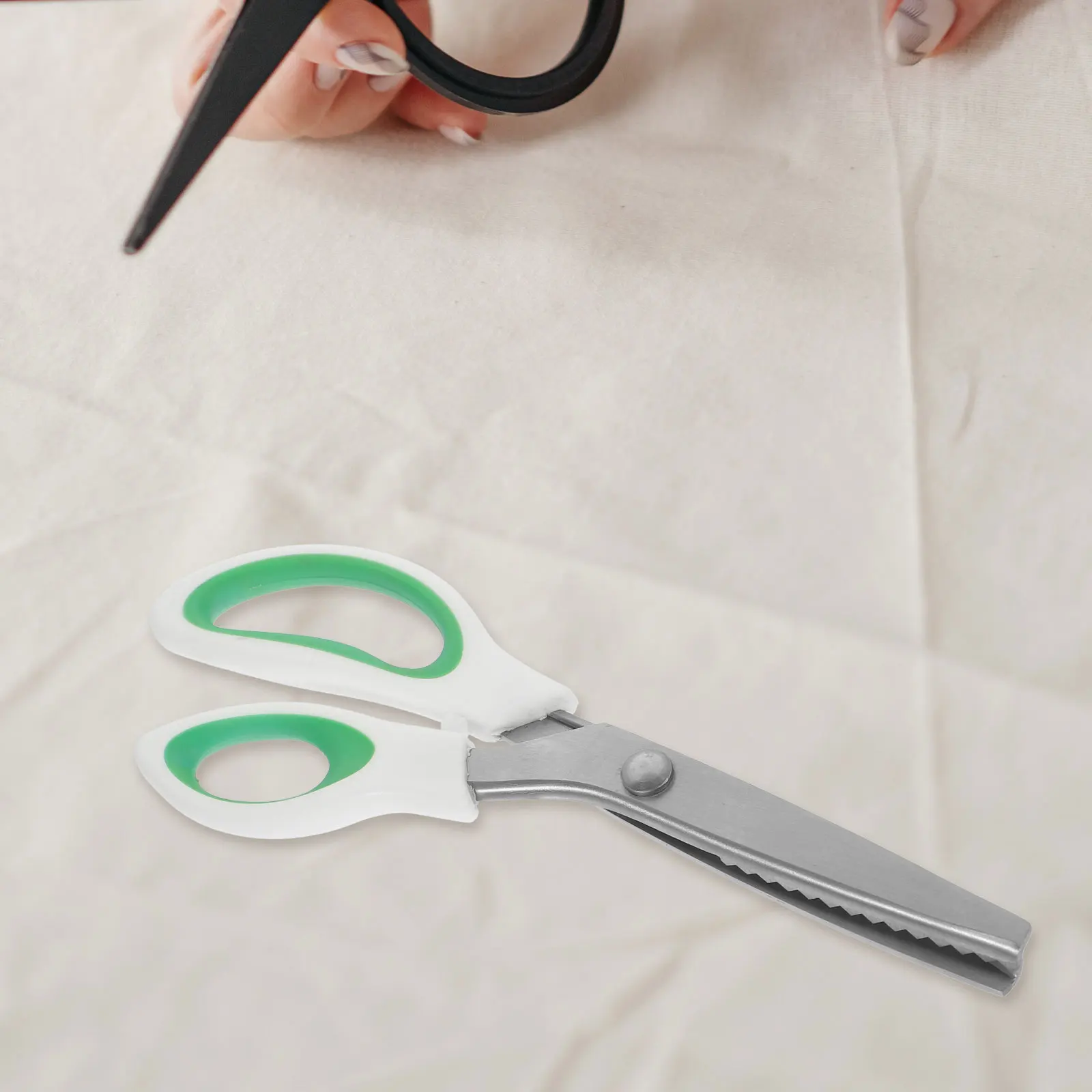 

Sawtooth Scissors Green White Pinking Shears for Pinking Shears Scissors Cutting Fabric Triangle Pattern Sewing Tools