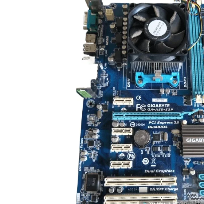 

For Gigabyte GA-A55-S3P FM1 All Solid State Support X4 641 Computer Desktop Large Main Board Spell A75