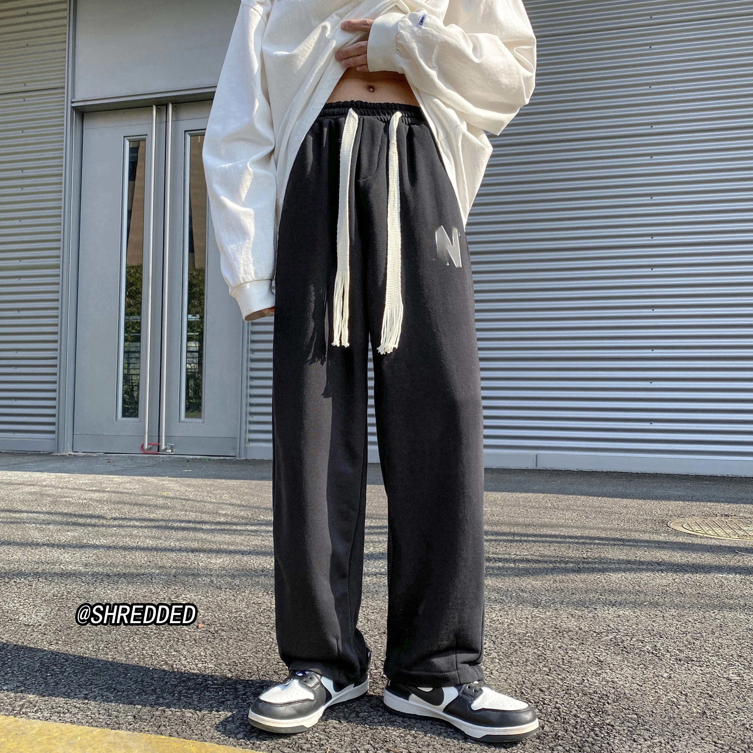 

Мужские повседневные брюки свободного кроя с широкими штанинами в американском уличном стиле, прямые спортивные брюки для весны и осени, молодежный модный бренд