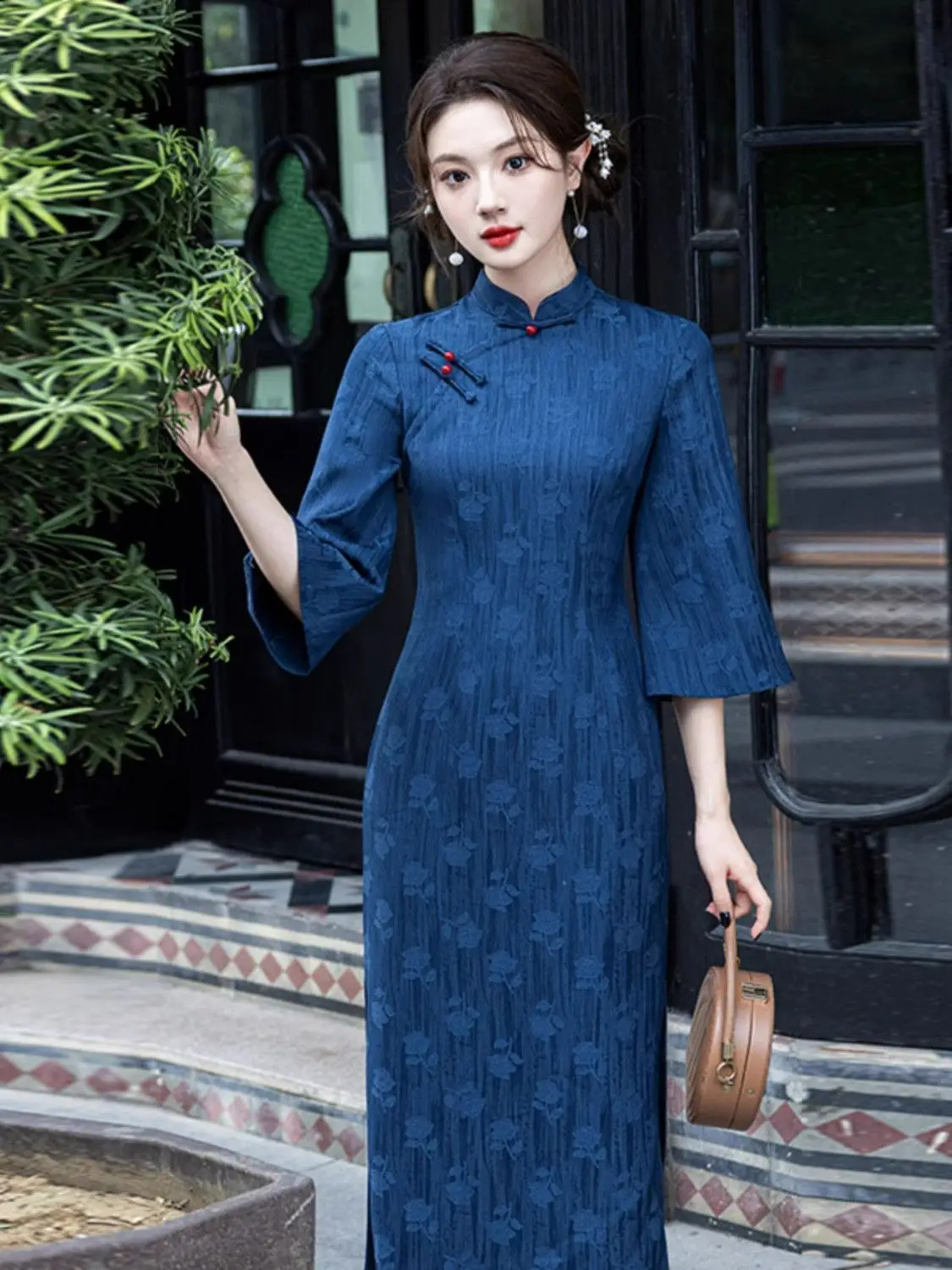 

Bell Sleeve Cheongsam 2025, Vintage Qipao, Refined Lady Dress Daily Elegant Wear Chinese Dresses for Women