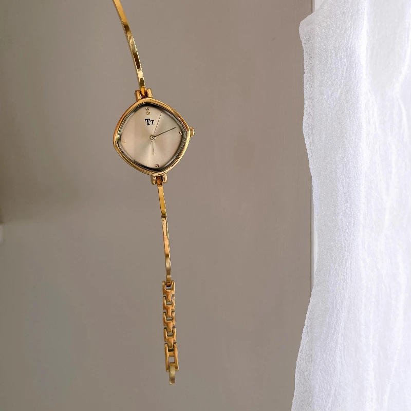 2025 waterproof quartz watch birthday gift student classic trend women's watch elegant and simple
