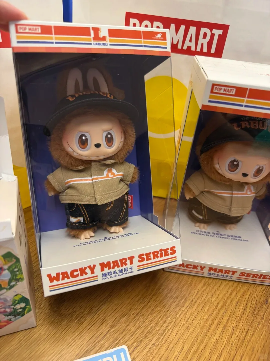 

POPMART The Naughty Cashier 37cm Doll Weird Flavor Convenience Store Store Manager Cute Labubu Collection Christmas Gift