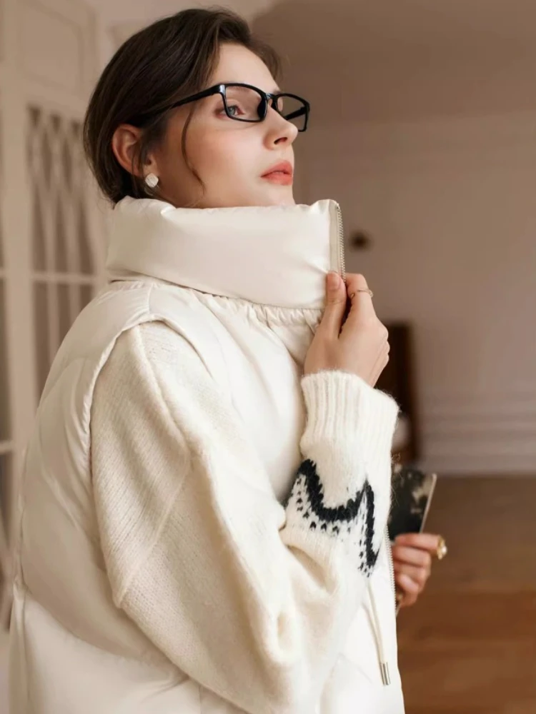 เสื้อแจ็คเก็ตดาวน์ผู้หญิง OLrain รุ่นใหม่ประจำฤดูหนาวปี 2025 คอตั้ง สีพื้น อุ่นสบาย สไตล์ลำลอง แฟชั่น เสื้อกั๊กไร้แขน เสื้อคลุมผู้หญิง รุ่น GO56DY95198