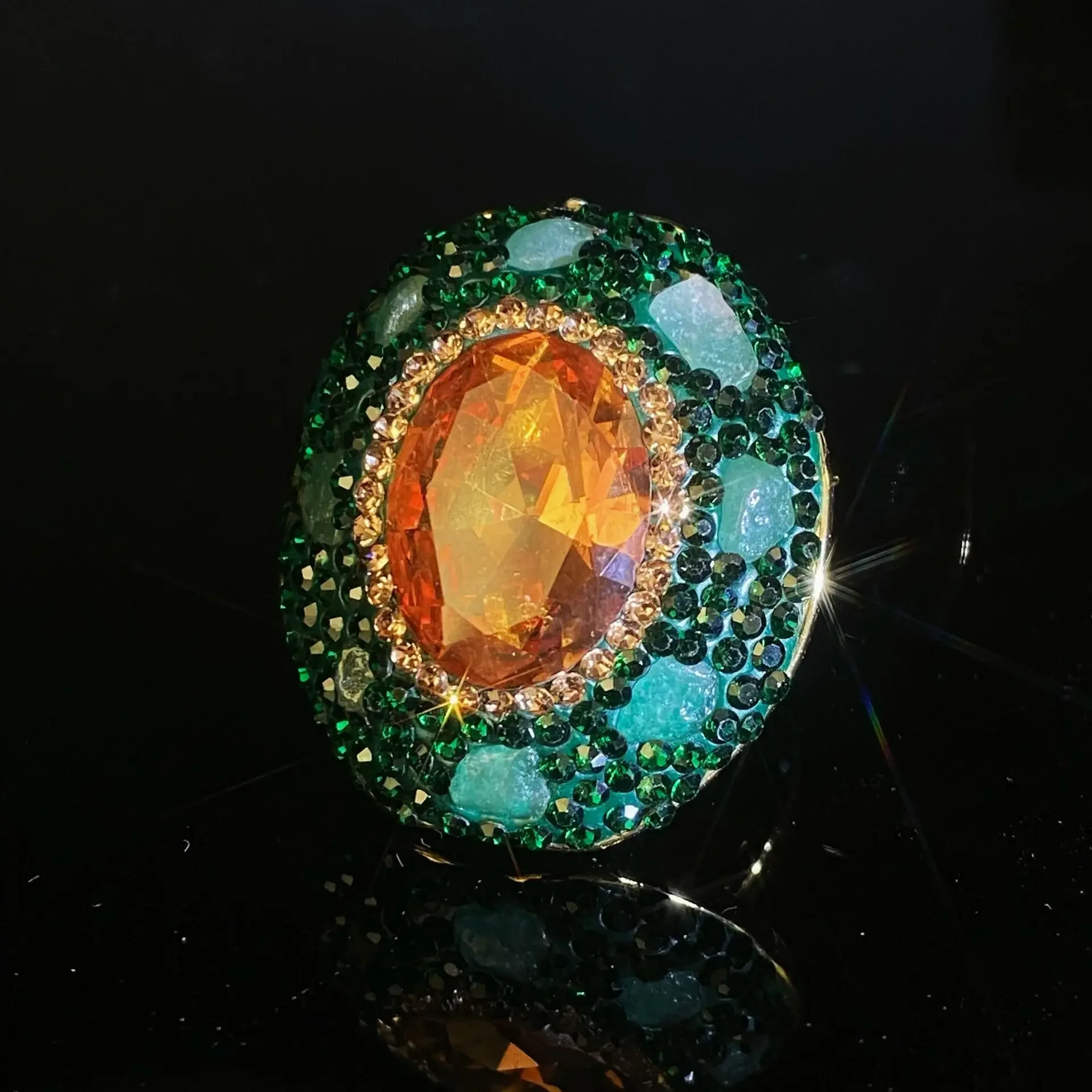 Color Changing Stone Zultainite Natural Tourmaline Edging Finger Rings for Women Sudan Crystal Peacock Green Design Jewelry