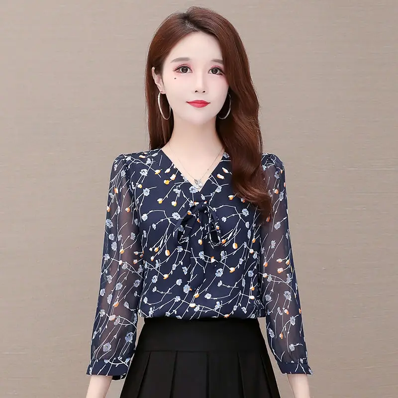 เสื้อชีฟองลายดอกไม้ผู้หญิงสไตล์ฤดูใบไม้ผลิใหม่ Elegant Motherly Chic และ Elegant Top
