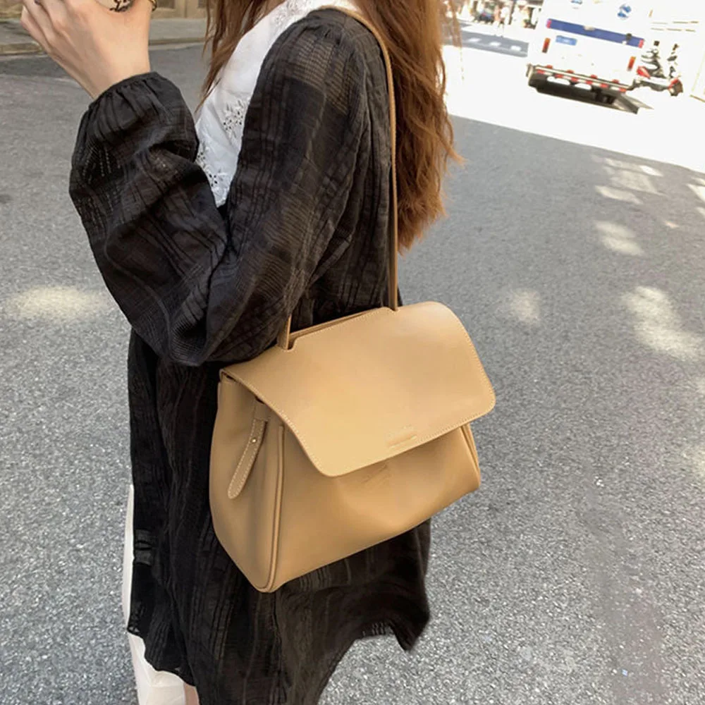 2023 Fashion Large PU Shoulder Bag Grossbody Message Bag for Woman Students School