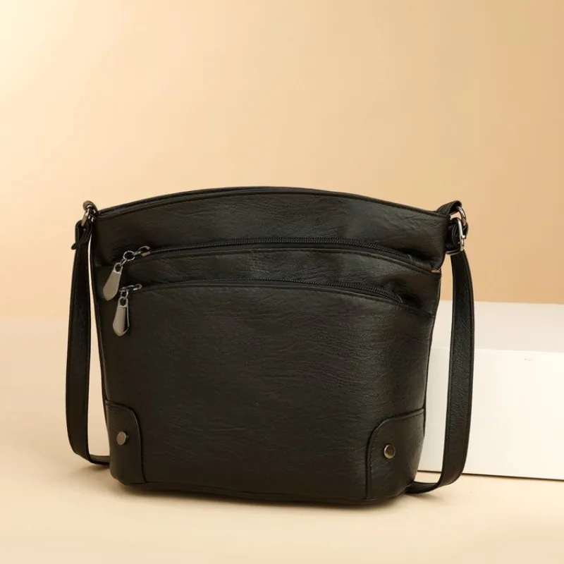 Diaper Bag Fashionable Trendy Stylish Leather Crossbody Handbag Women Elegant Classic Designer Paris Large Capacity