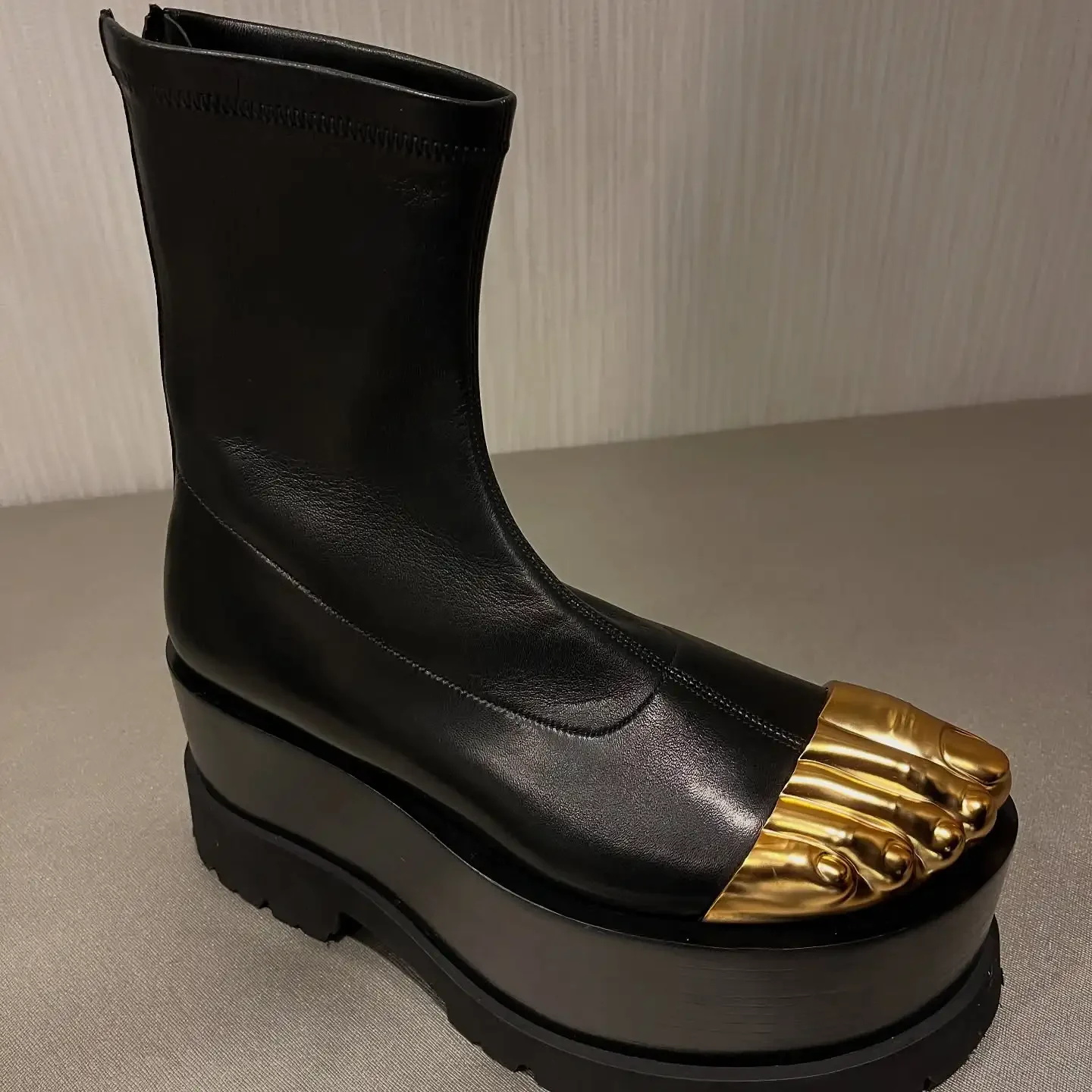 

2025 Golden Toe Women's Stretch Boots Thick Bottom Zipper Platform Modern Boots Retro Leather Wedge Five-Finger Mid Calf Boots