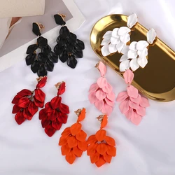 Petal Tassel Clip Earrings for Women Exaggerated Design Light Luxury Earrings Personalised High Sense Niche Red Jewelry Gift