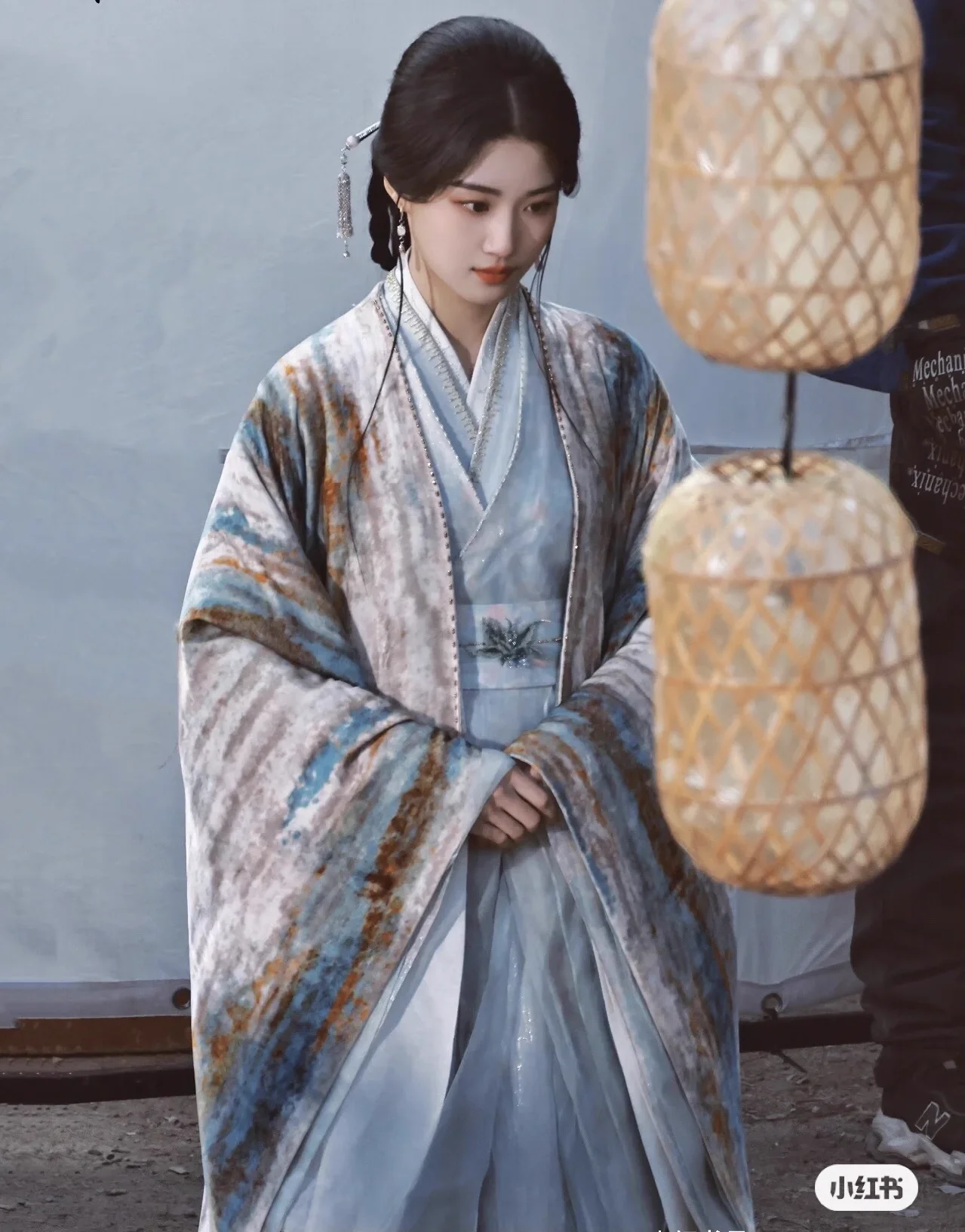 Hot Drama Yun Zhi Yu My Journey To You Actress Yu Shuxin Same Design Wei Jin Period Wide Sleeve Costume Stage Performance Hanfu