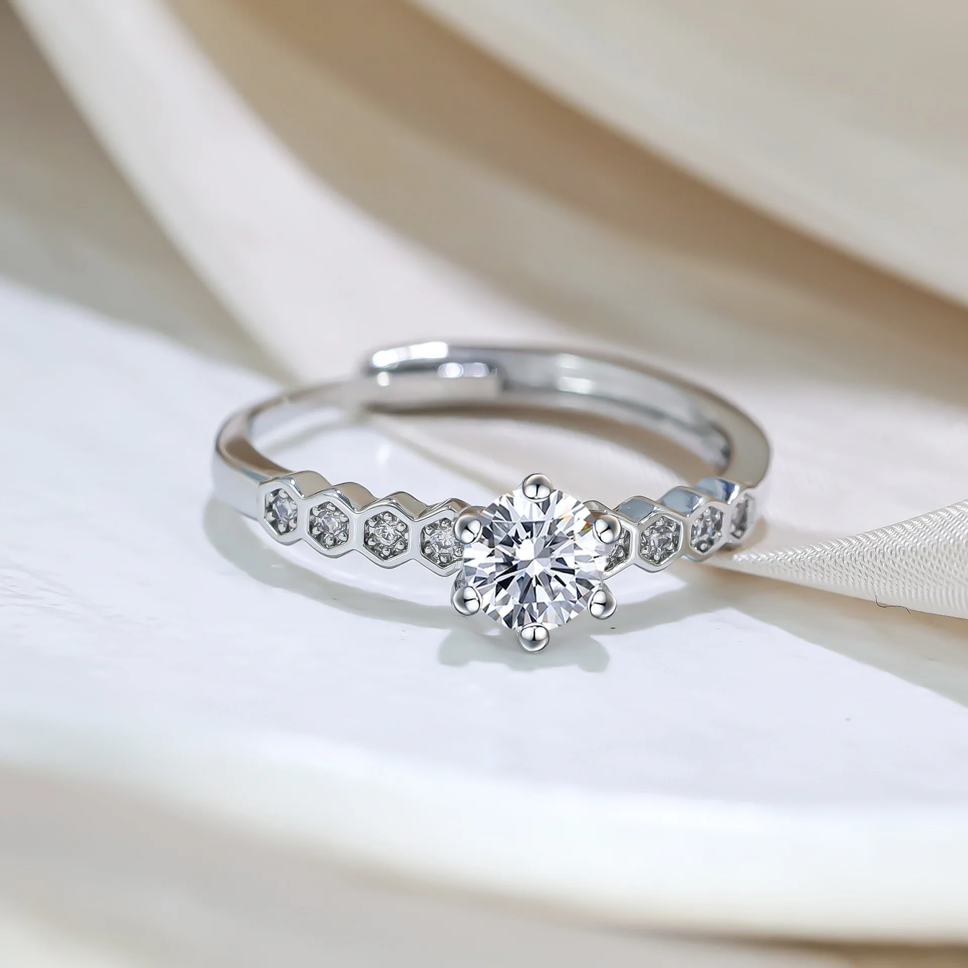 Anillos de plata de ley 925 con circonita brillante para mujer, joyería de compromiso y boda, regalo de lujo a la moda, alta calidad R151