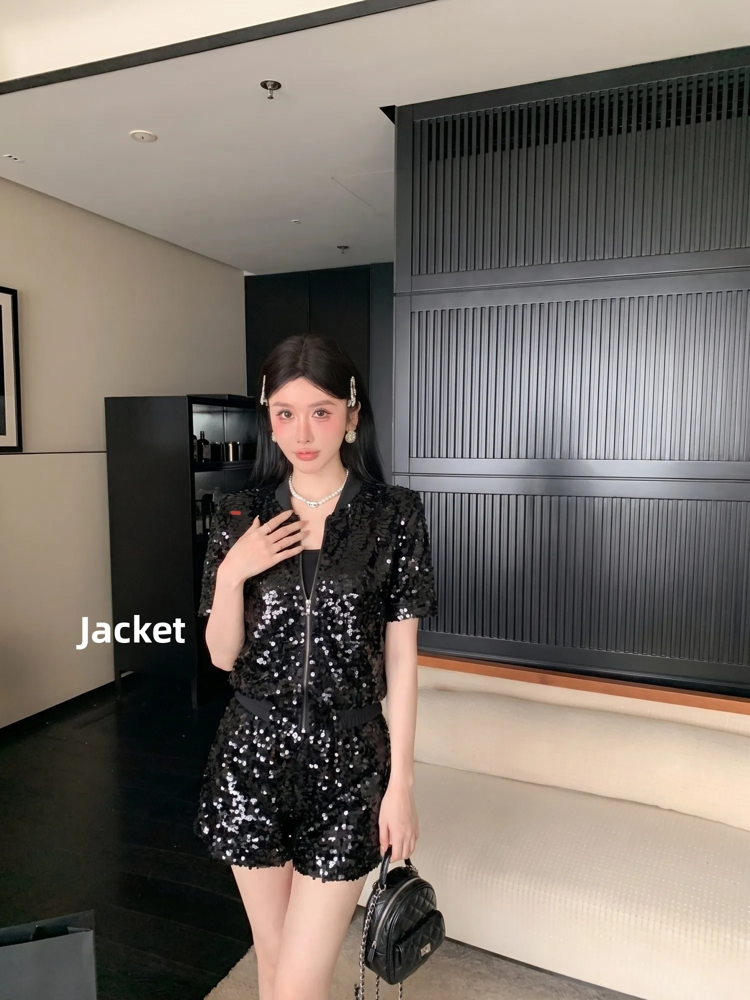 

LADIESFIRST Sexy Slimming Black Sequin Short Sleeve Jacket Women's Summer Fashionable Top Zipper Decorated Loose Fit Polyeste...