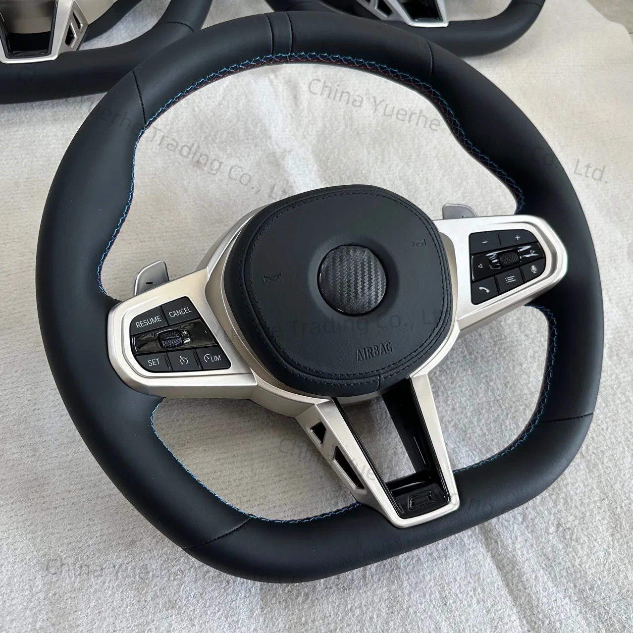 

Подходит для BMW серии 1234567 X1X2X3X4X5X6, обновленное новое рулевое колесо с шасси G ID8 всех серий.