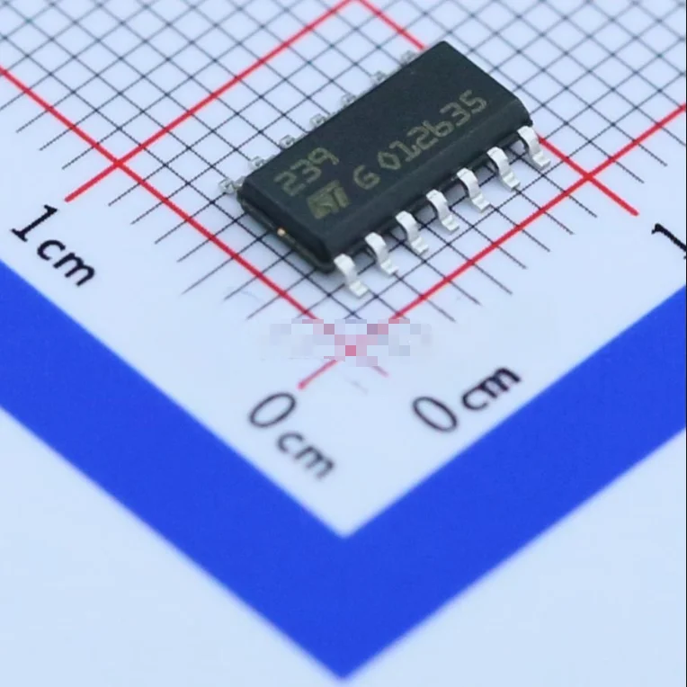 

NEW original LM239DT comparator