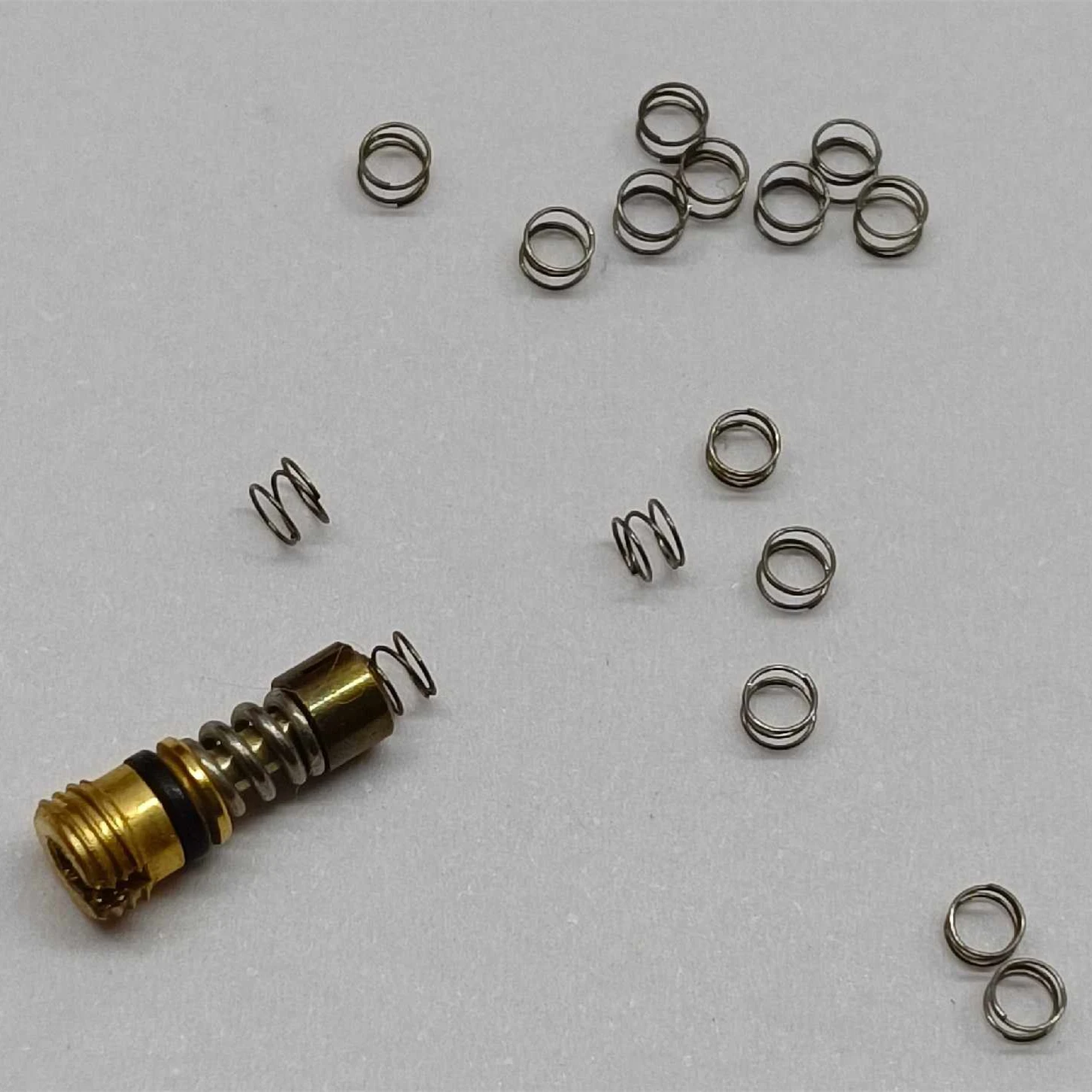 10pcs/Lot Steel Spring For Dunhill Rollagas 24163 Lighter Flame Regulator Bottom Valve DIY Repair Service Inner Parts Accessory