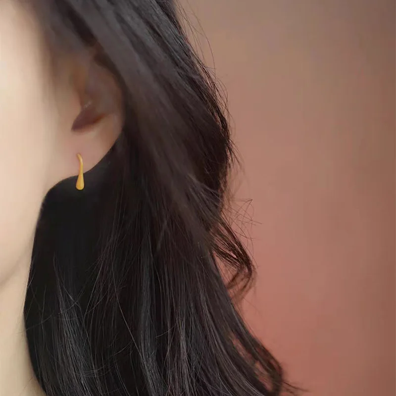 Colored ceramic ear studs drop U-shaped earrings sleep without picking ceramic ear sticks simple and sweet.