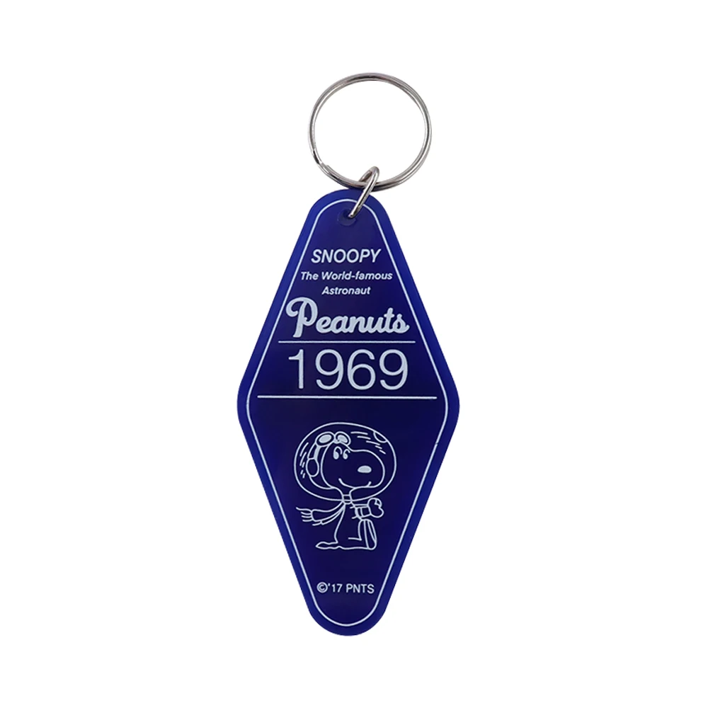 رائد الفضاء العالمي الشهير 1969 النسخة الأمريكية الرجعية موتيل المفاتيح الديكور كلاين الأزرق لطيف الكرتون مفتاح قلادة عصابة