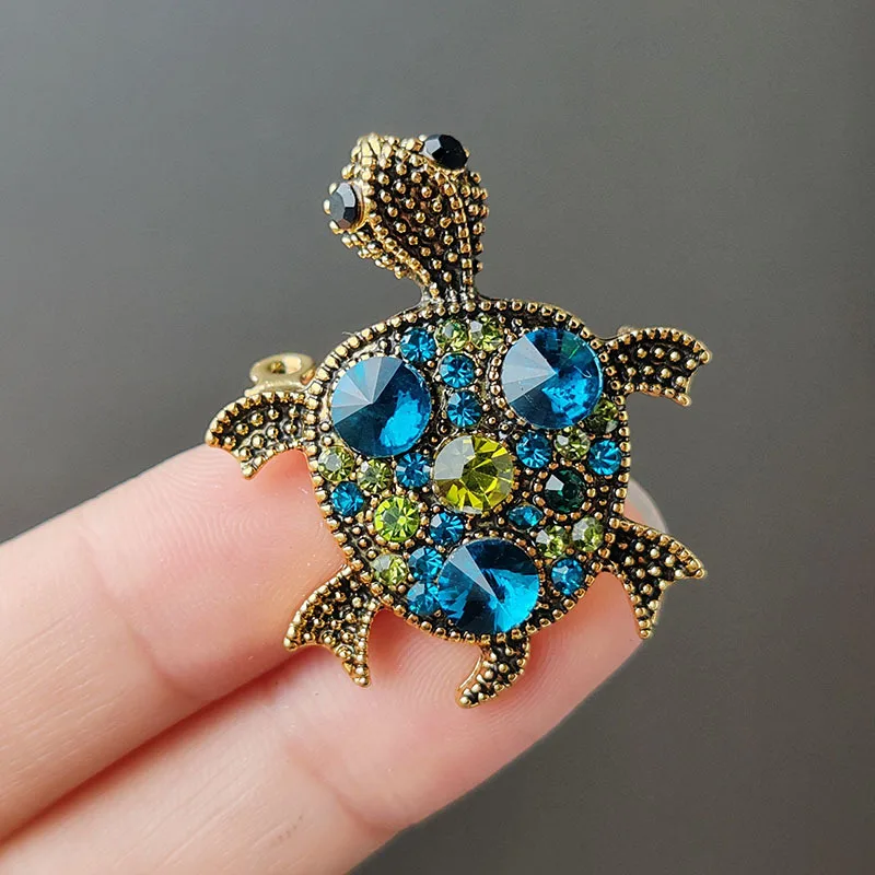 Small Turtle Rhienstone Brooches For Women Girls Boys Colorful Blue Crystal Cubic Zircon Animal Pin Fashion Alloy Accessories