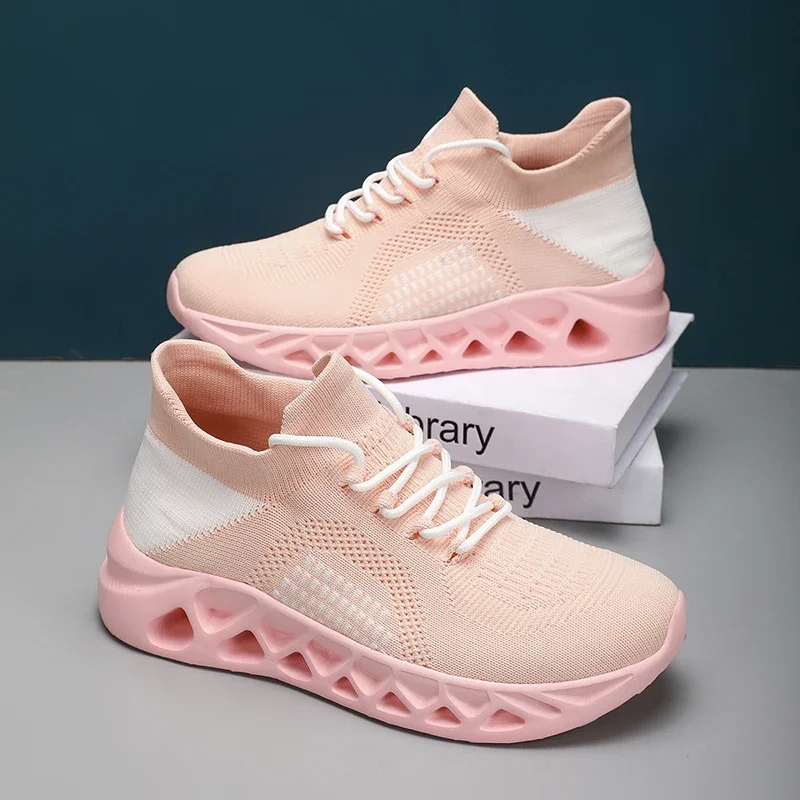 New Womens Shoes Lightweight Men Breathable Mesh Sneakers Outdoor Platform Unisex Soft Comfortable Flats Non-slip Sneakers Women