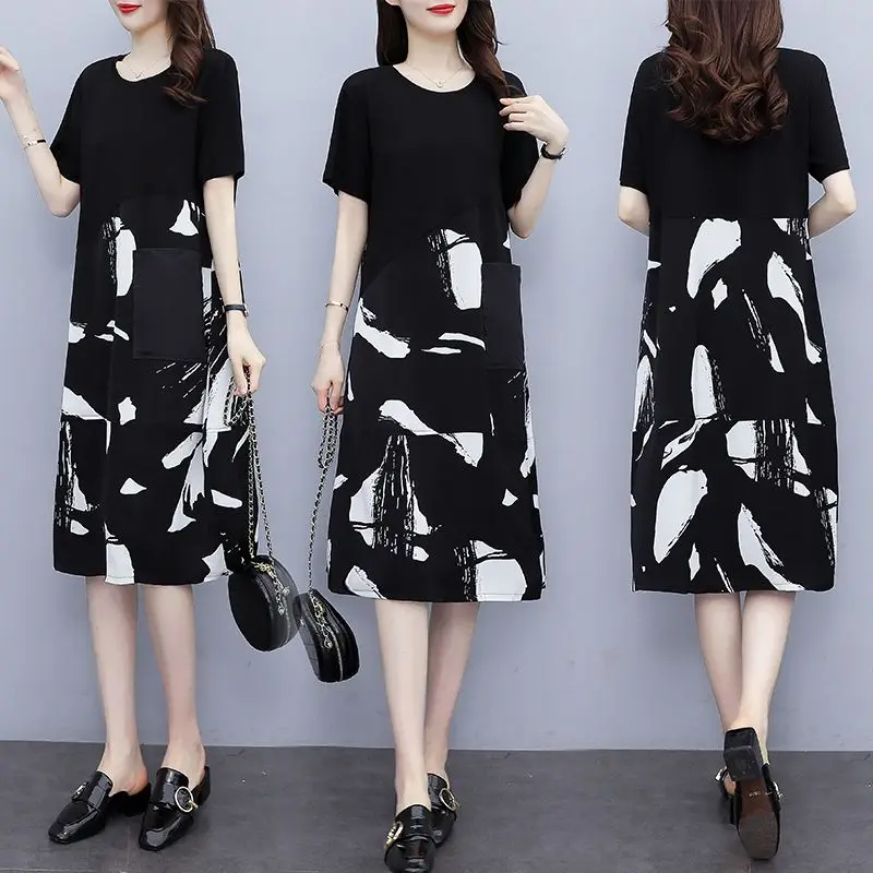 Oversized 7XL Big Size Woman Vintage Midi Dress Korean Summer New Short Sleeve Black White Pullover Chic Fashion Casual Dresses