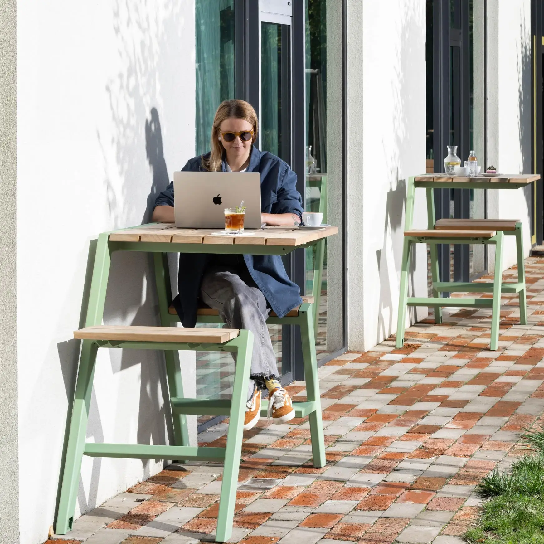 YFY outdoor stainless steel table and chair set casual picnic park milk tea shop table simple modern one-piece table and chair