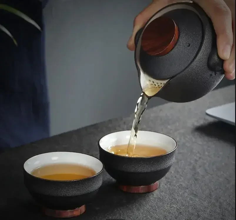 Ceramics Travel Tea Set One Pot Two Cups Portable Outdoor Tea Making Utensils Cup Pot Whole Set Kung Fu Tea Utensils Gift Box