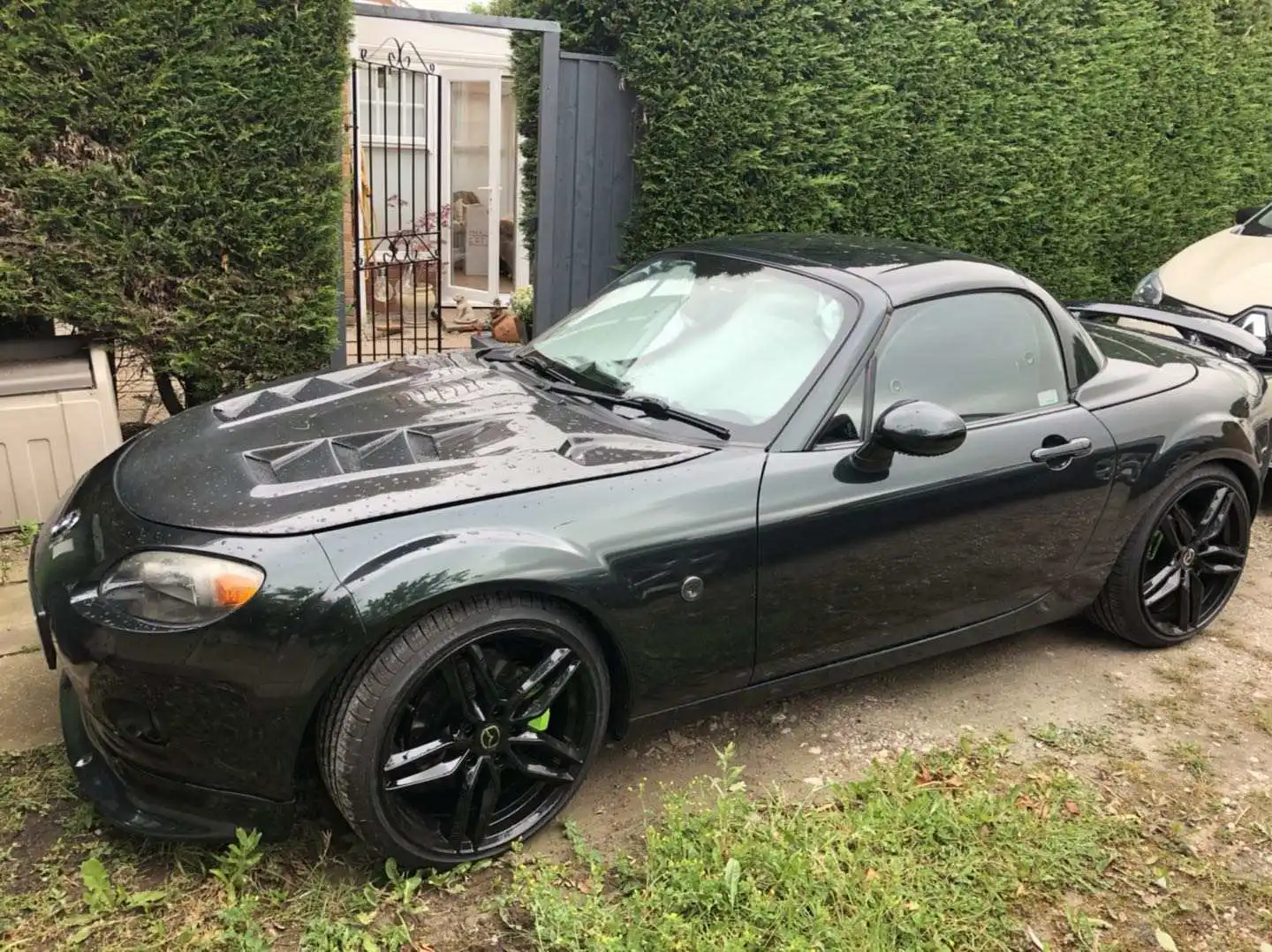

suitable for For Mazda MX5 Roaster Miata NC1 2 3 RE Style Vented Hood