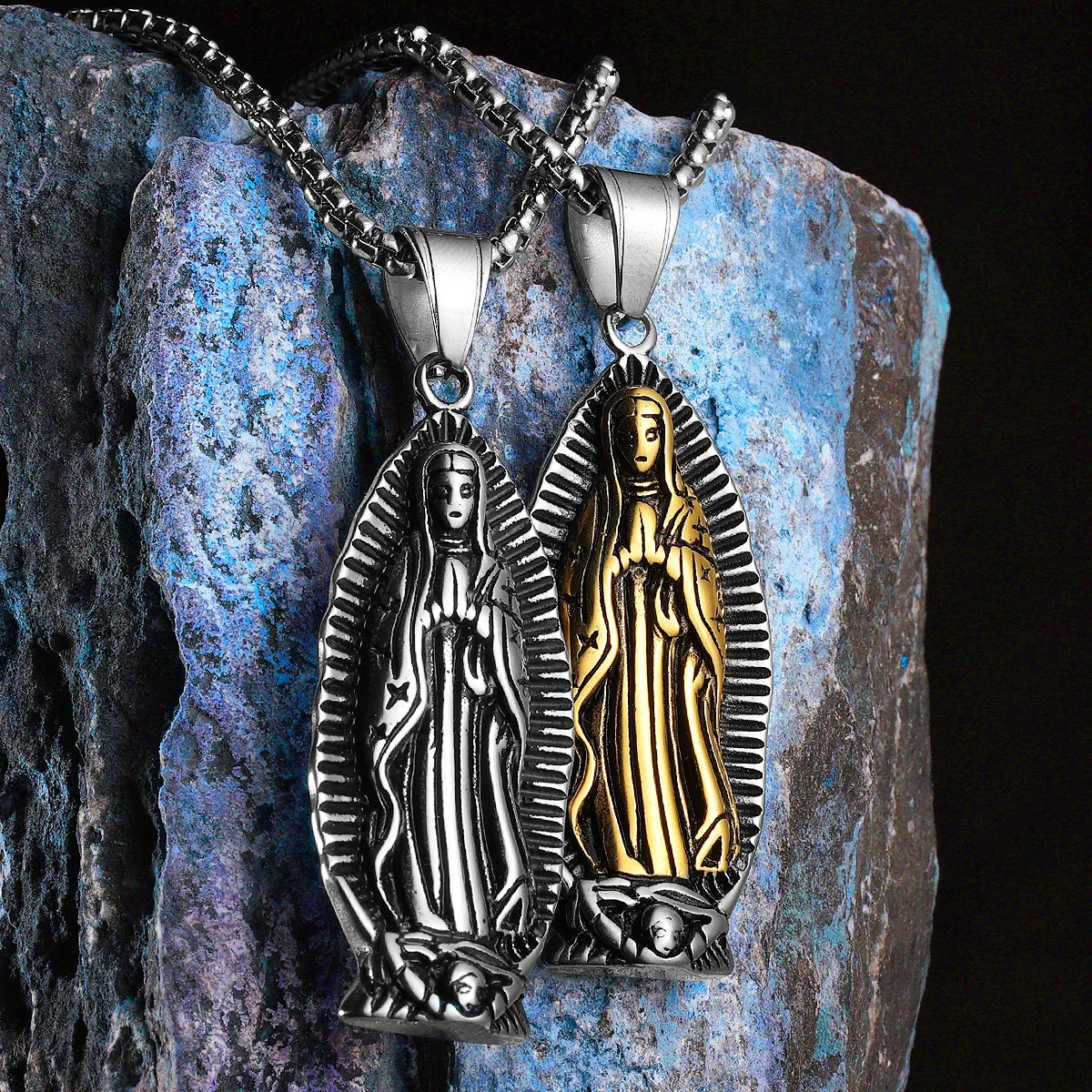 

Virgin Mary Powerful Amulet Men Necklaces Stainless Steel Pendant Chain Women Jewelry Vintage Cool Accessories Gifts Wholesale