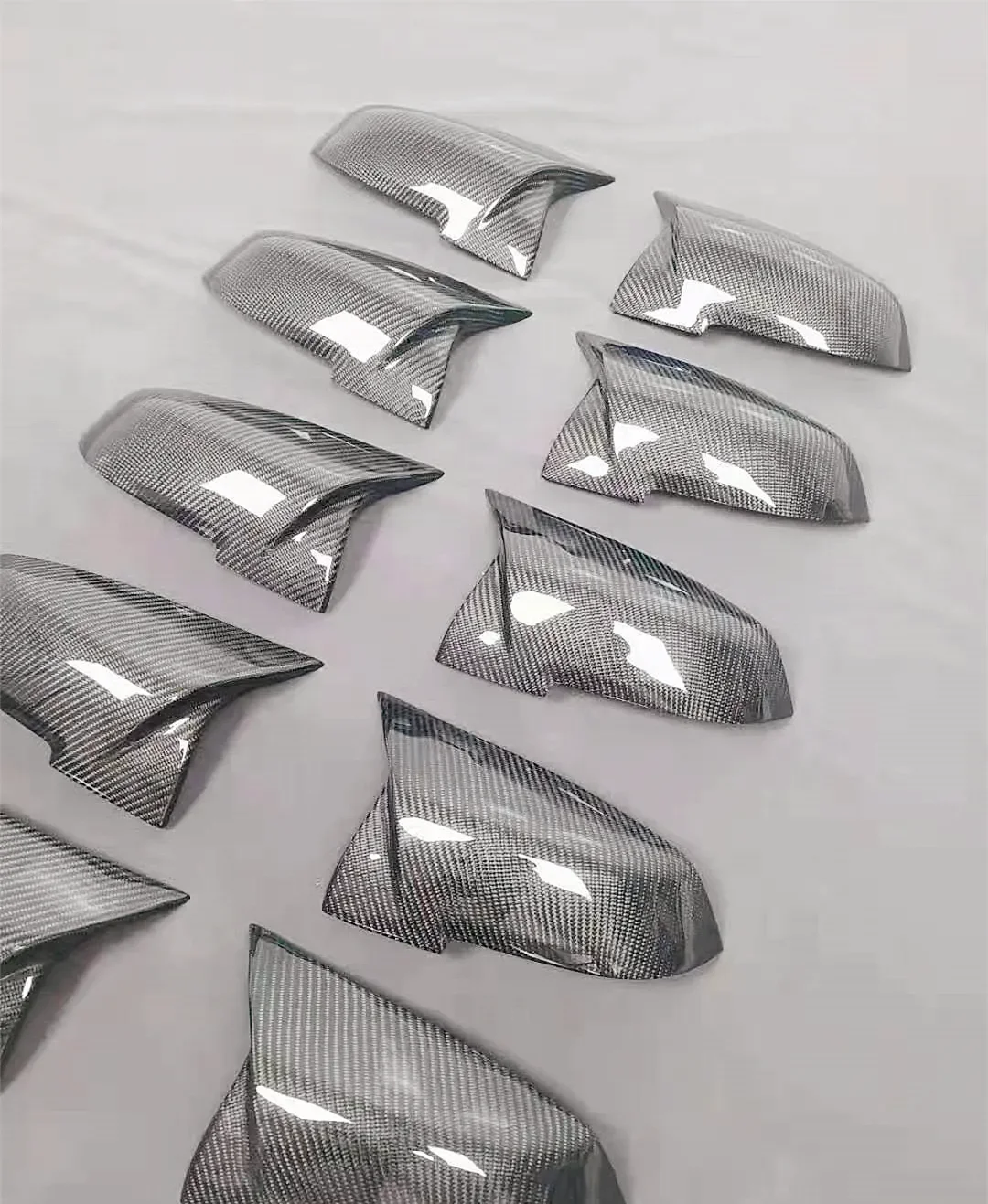 قطع غيار السيارات أغطية مرايا الباب لسيارات BMW 3 Series F30 F35 SPORTS مرآة قبعات ألياف الكربون طقم الجسم 1 سلسلة F20 LED المصباح