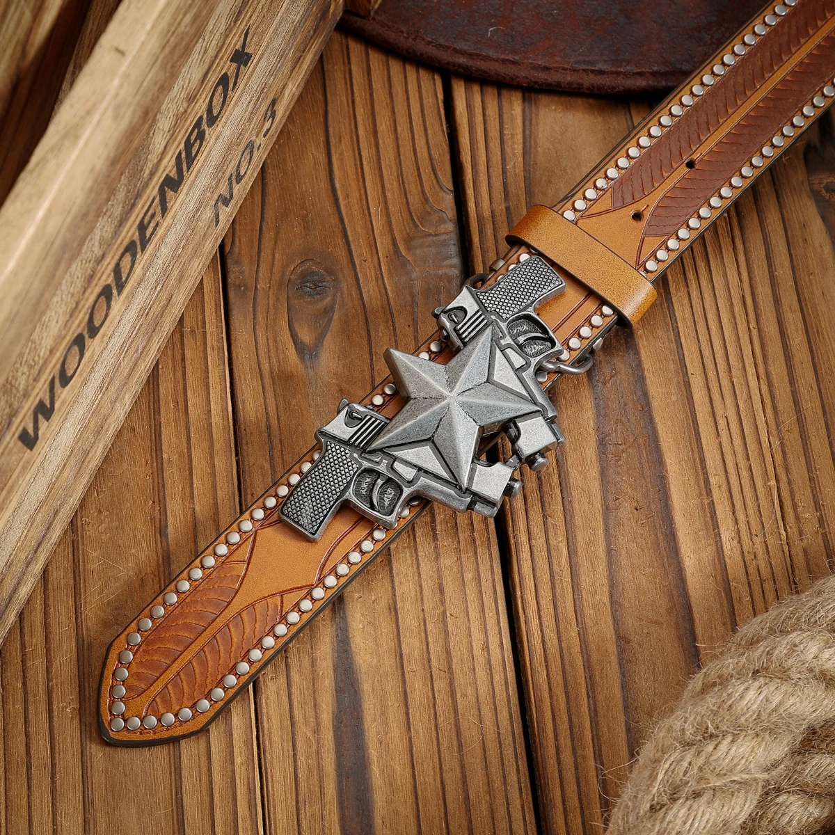 Ein PU-Gürtel im Western-Stil, geeignet für Männer und Frauen, im Bohemian-Stil und Retro-Look, perfekt für alltägliche Freizeitausflüge. – Detail 6