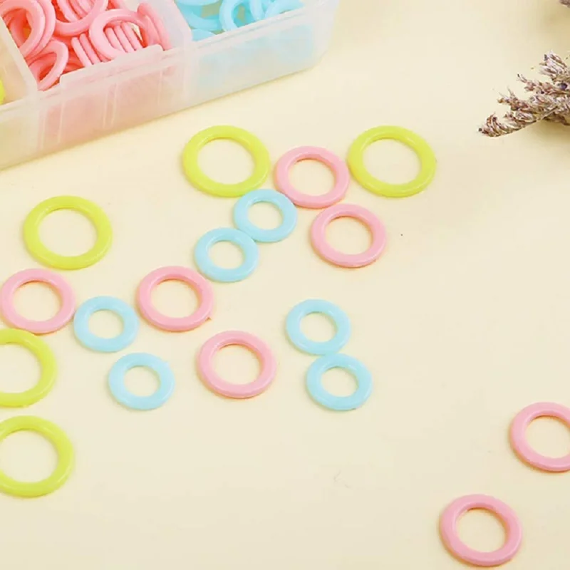 180/220Pcs Colorful Knitting Stitch Markers Rings Knitting Crochet Locking Rings with Portable Storage Box for Sewing Handcrafts