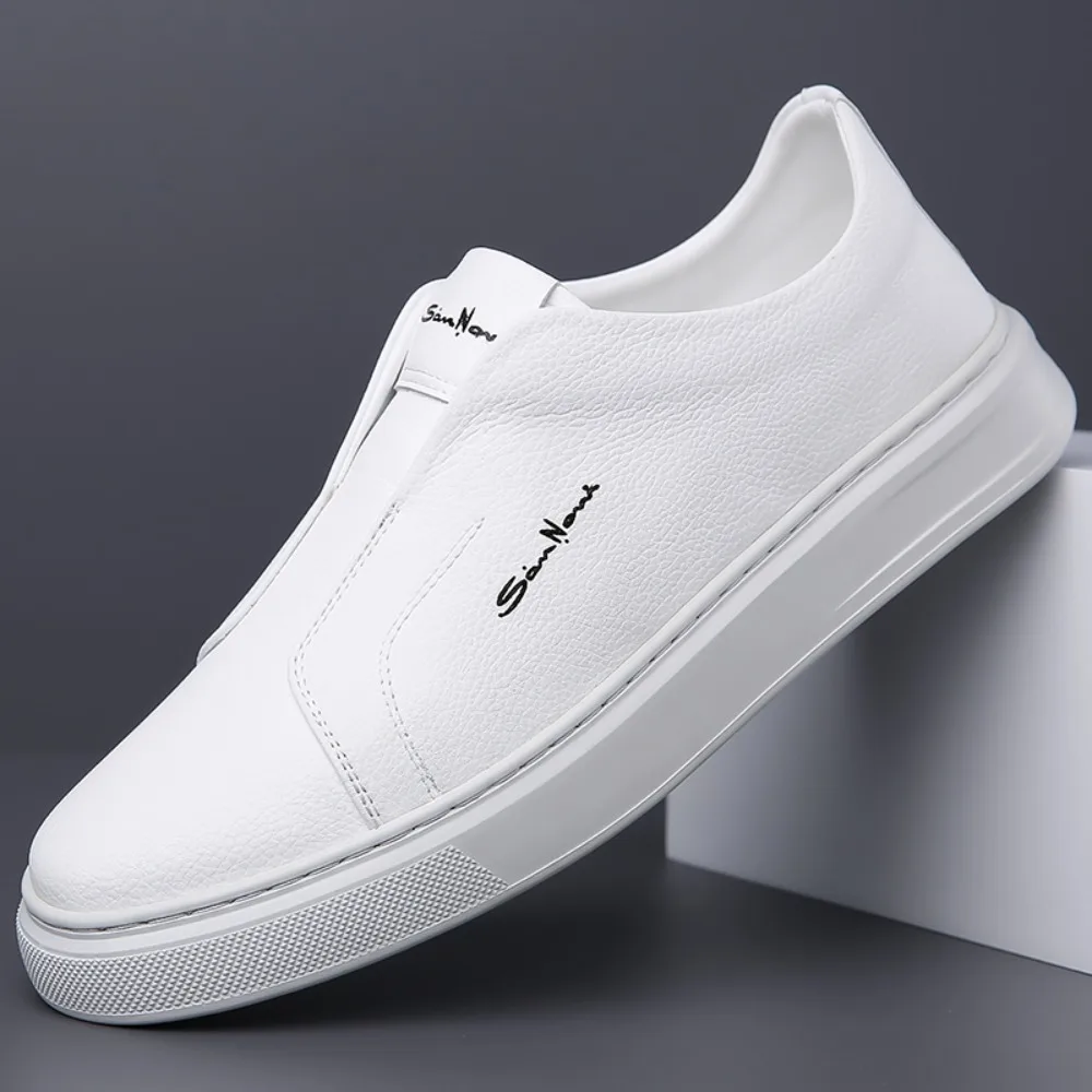 

Large Size Men's Slip-On Shoes Spring 2026 New Style Soft Bottom Anti-Slip Trendy Leather Shoes Breathable Comfortable Rubber