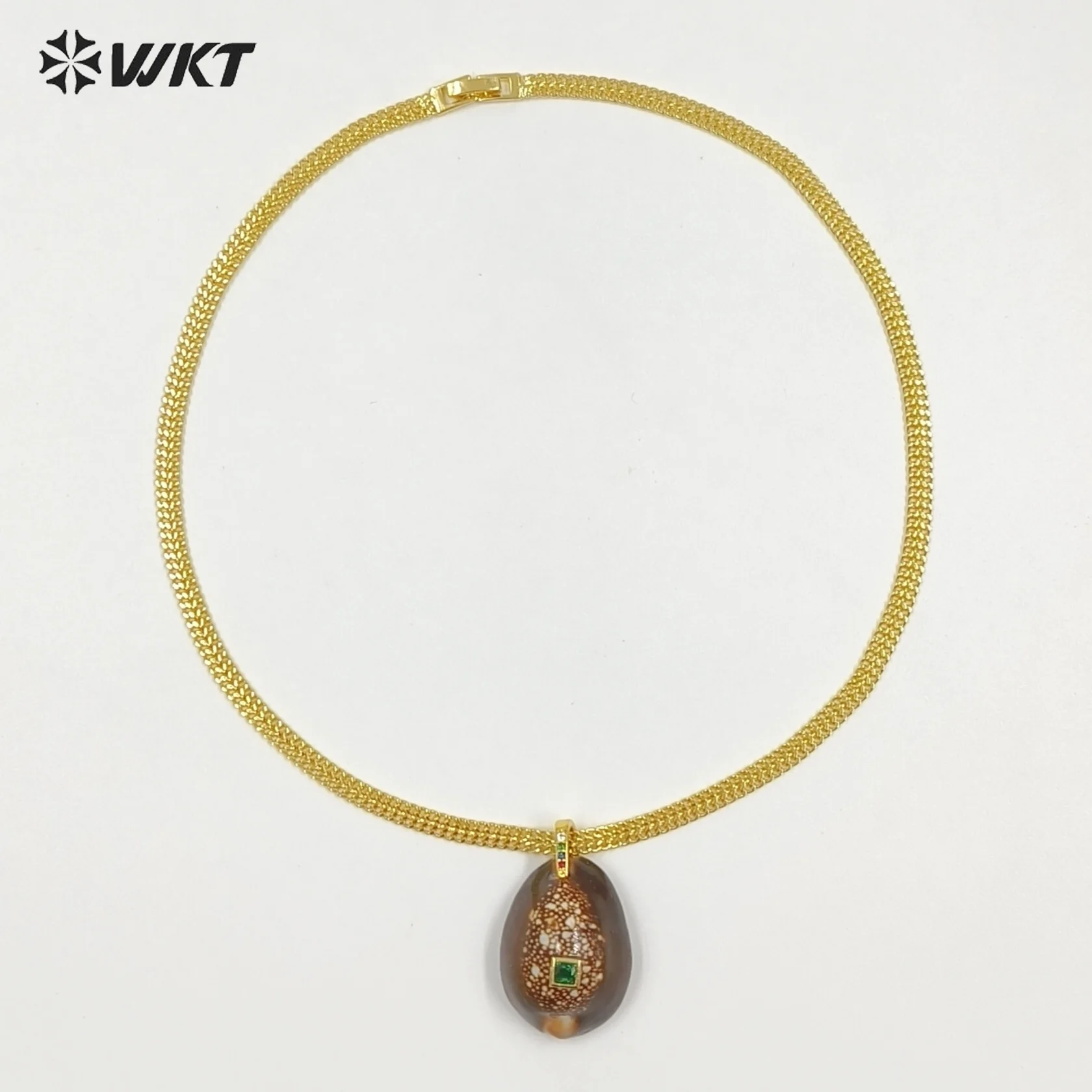 

WT-JN386 Новейшее минималистичное золотое ожерелье с цепочкой и подвеской в виде ракушки с изображением снежной горы для девушек, идеально для летнего ношения.