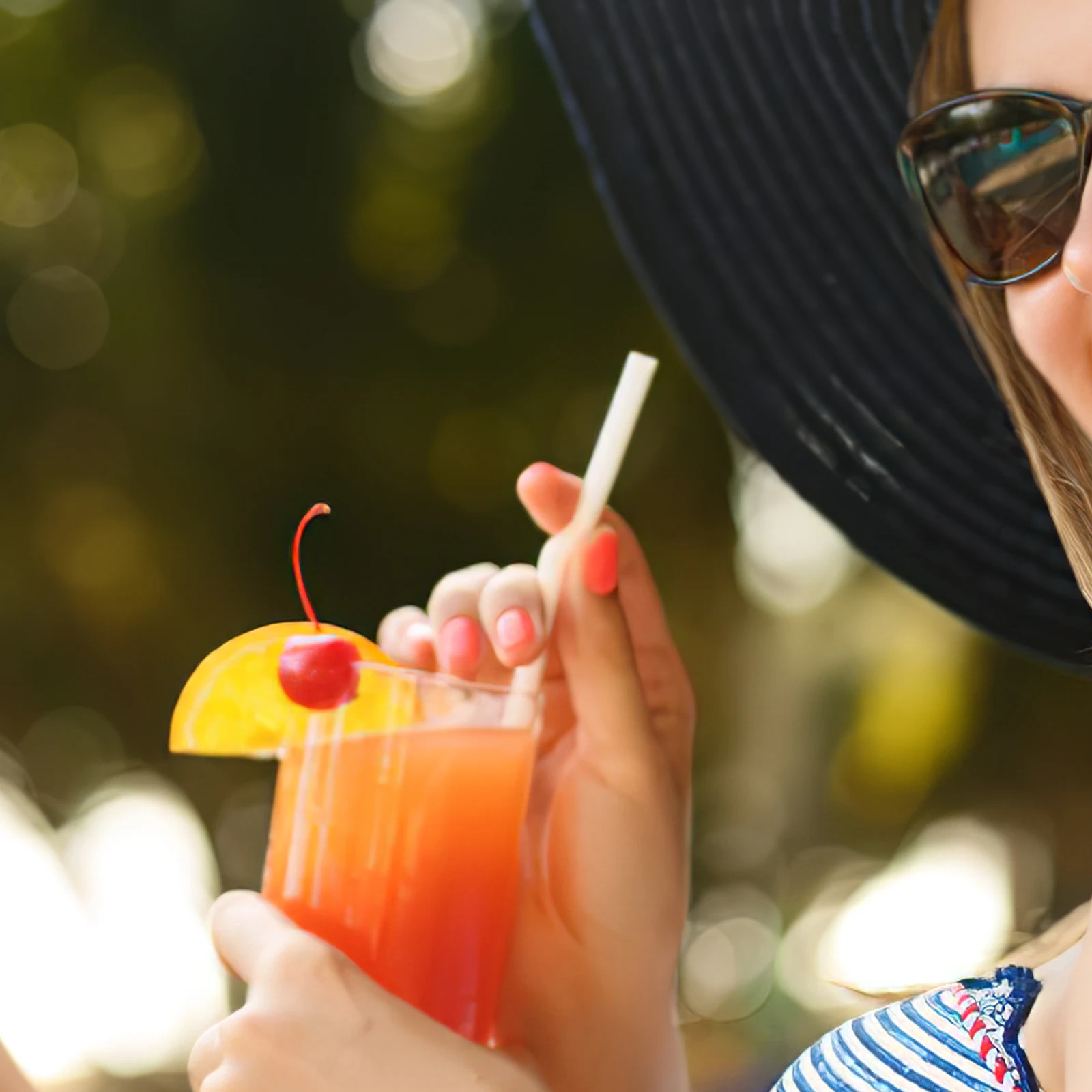 

6 Pcs Straw Covers Cute Reusable Silicone Drinking Tips Protective Caps for Glass Straws Kitchen Bar Accessories