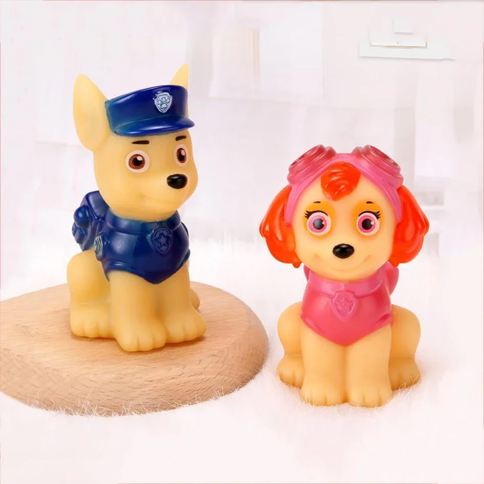 Paw Patrol Cartoon Night Light para crianças, brinquedo brilhante Chase Skye, lâmpada de cabeceira fofa, presente de aniversário infantil, Natal