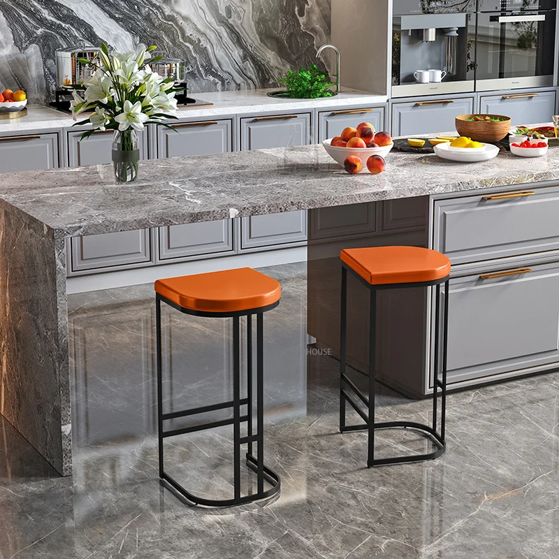 Modern Simple Iron Bar Chair Kitchen High Table Home Creative Bar Stool Light Nordic  De Bar Luxury Furniture GPF55YH
