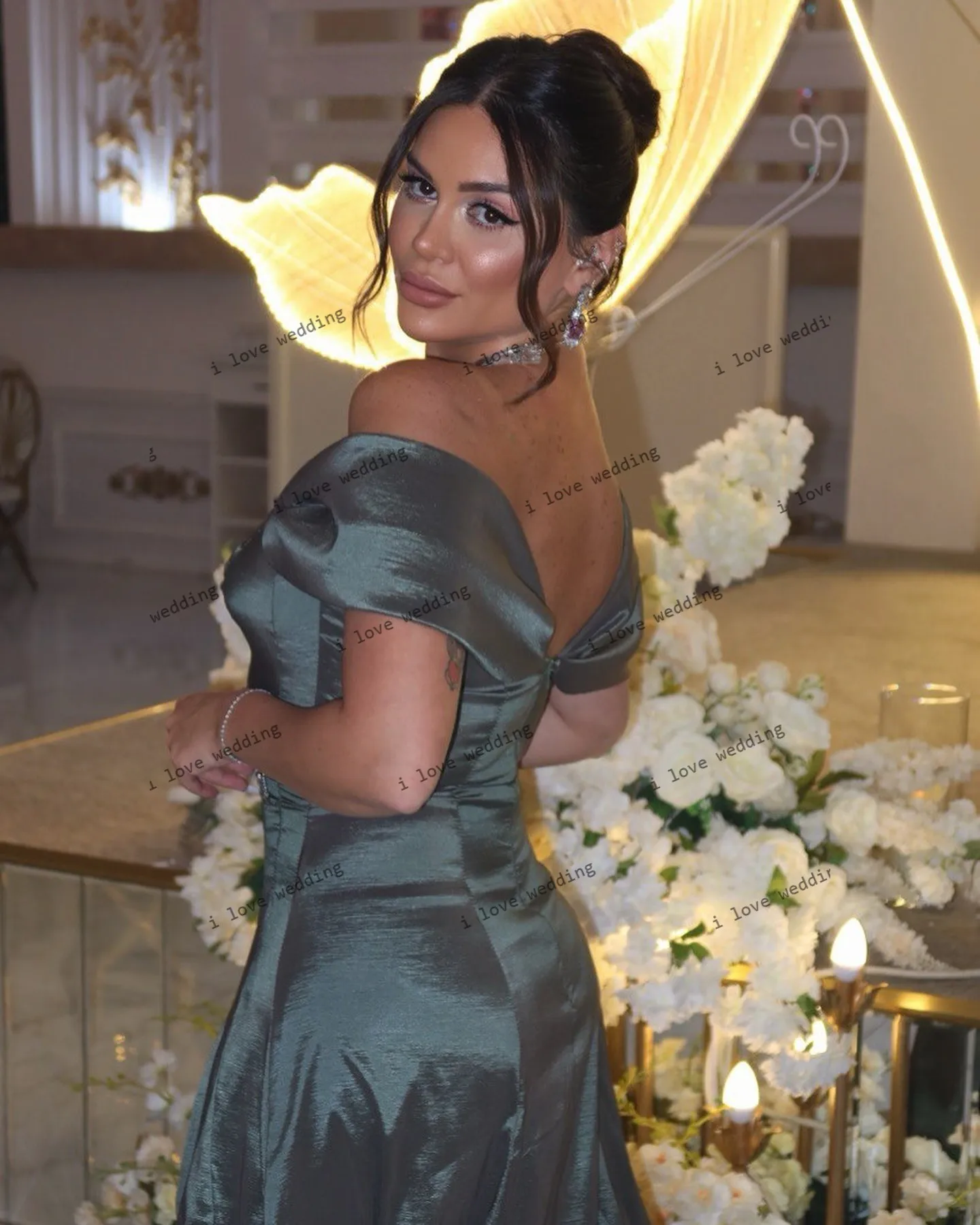 Suknie wieczorowe 2025 Virdis Suknia ślubna dla kobiet Formalna satynowa sukienka z odkrytymi ramionami A-Line Boat Neck Dostosowane