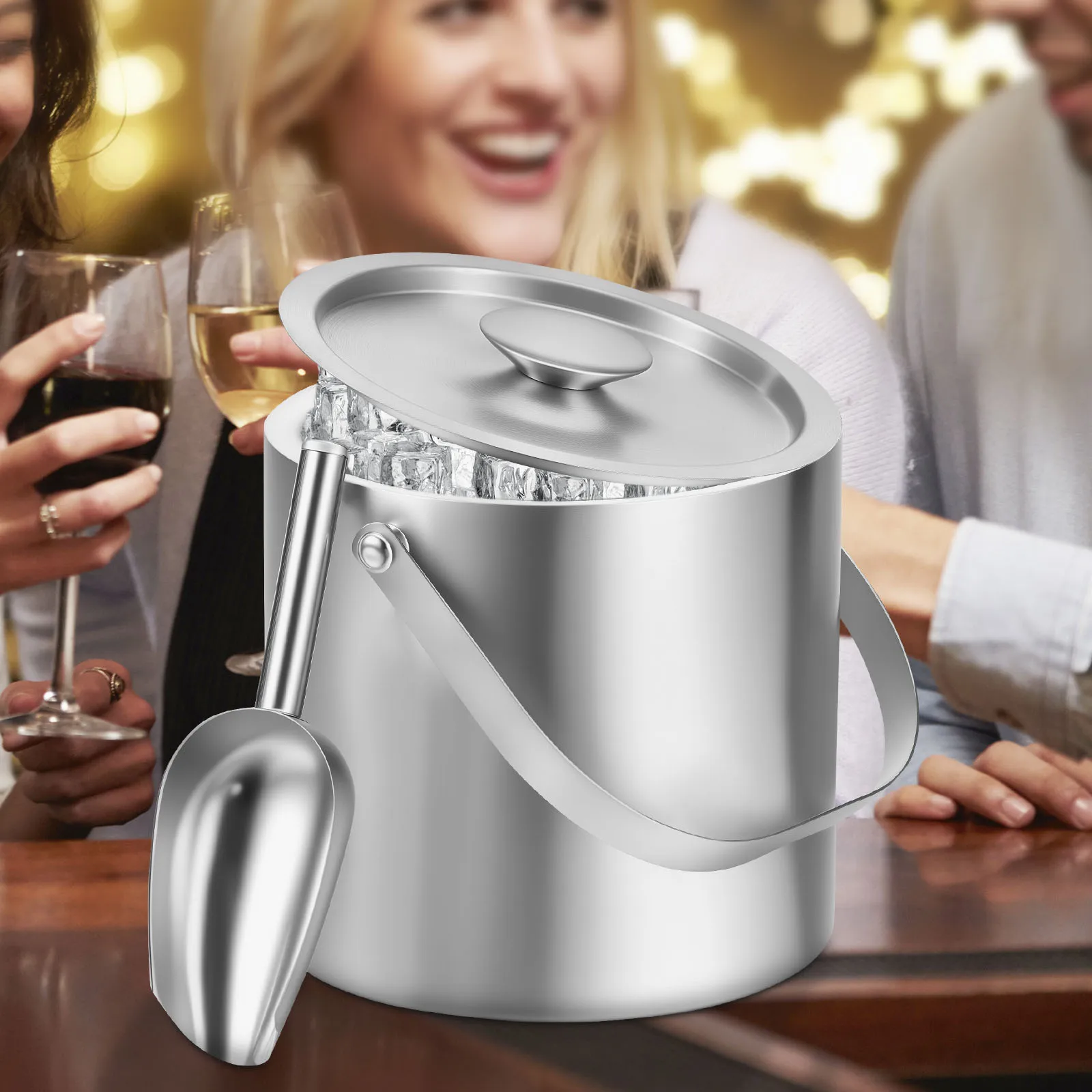 

Ice Bucket with Leakproof Lid Double Walled Stainless Steel Insulated Ice Bucket with Scoop 3L Beverage Cooler Container Wine