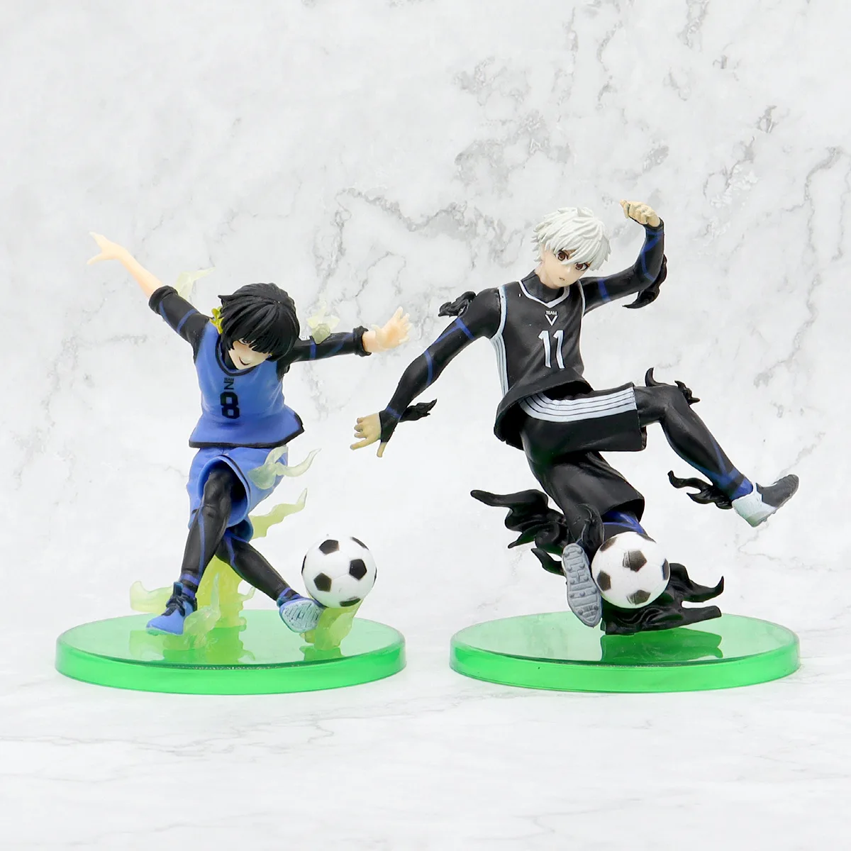 อะนิเมะ Captain Tsubasa Acchion Figures ตุ๊กตา Isagi Yoichi Nagi Seishiro Hachi ฯลฯ Meguru Mikage Reo PVC โหมด l และ ys สําหรับเครื่อง ds เทคนิคฟุต