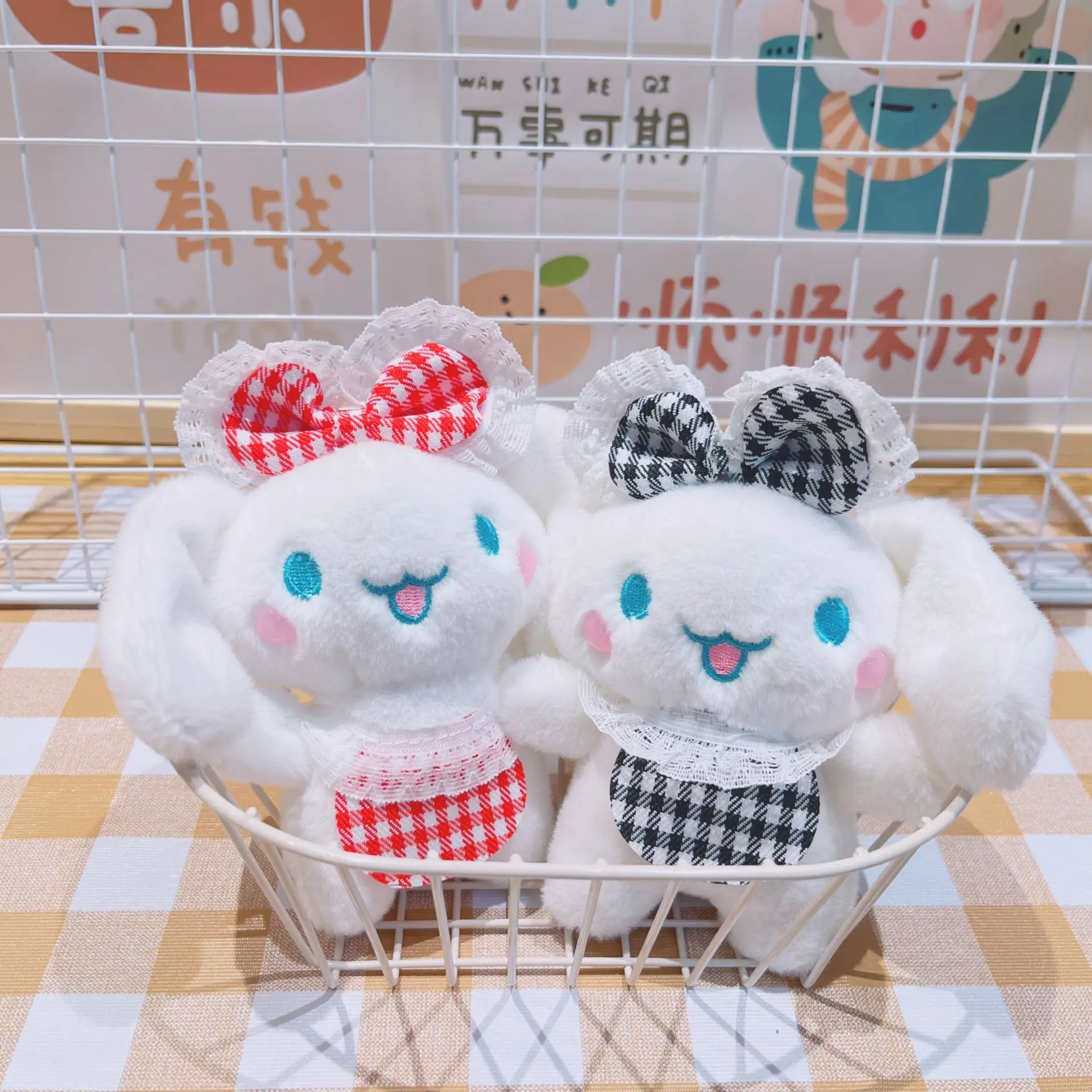 かわいいサンリオシナモロールぬいぐるみおもちゃバックパックペンダントキーホルダーカップル親友スタイルペンダント女の子の誕生日クリスマスギフト